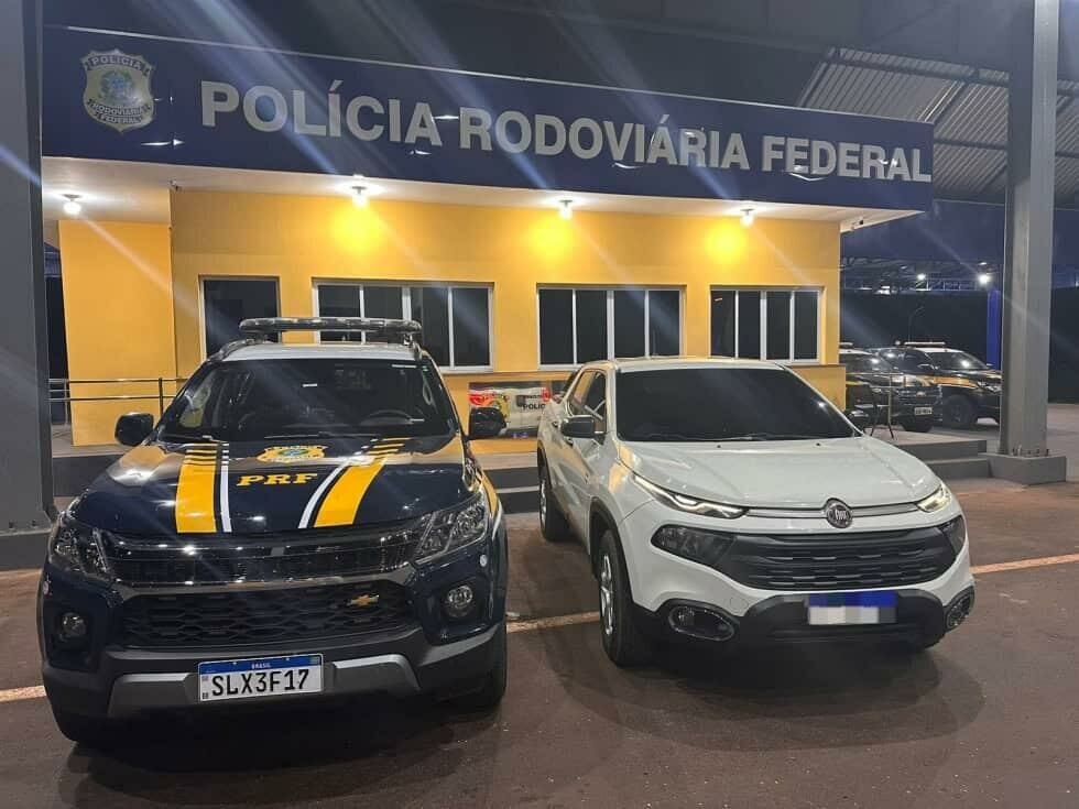 Imagem de compartilhamento para o artigo Picape roubada em Recife é recuperada pela PRF em Paranaíba da MS Todo dia